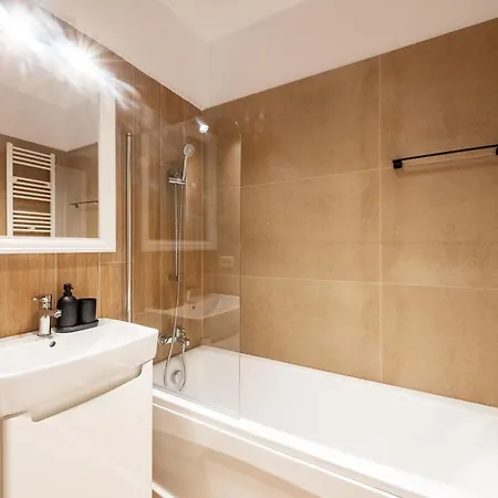 Urban Haven Retreat 812 公寓 布加勒斯特